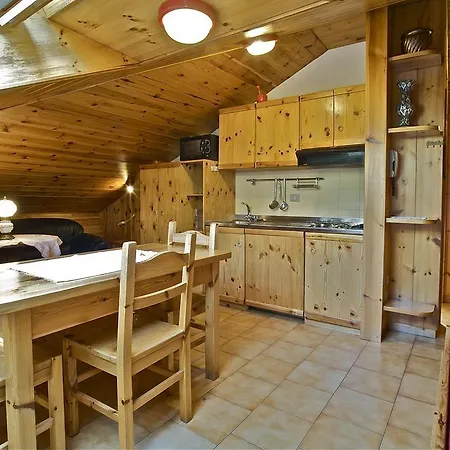 Raffaella Apartmanhotel