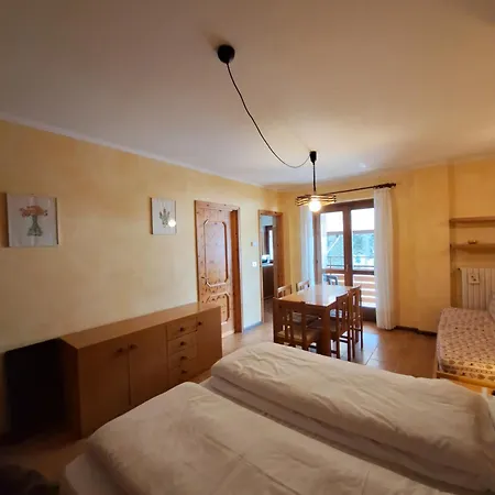 Raffaella Apartmanhotel 3*